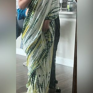 Tie dye plazzo saree in green
